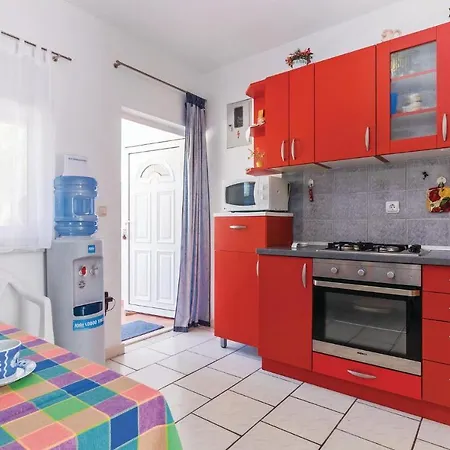 Two-bedroom In Apartamento *