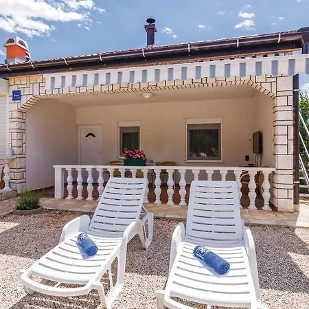 Two-bedroom In Vir